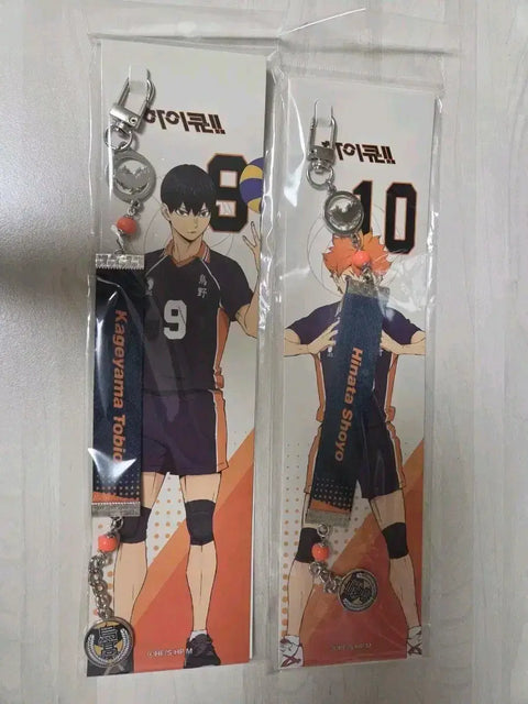 Selling Haikyuu!! strap keychains as a set.