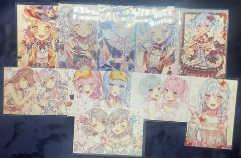 Selling a set of Mashubung and Taei (Bang Dream!) postcards.