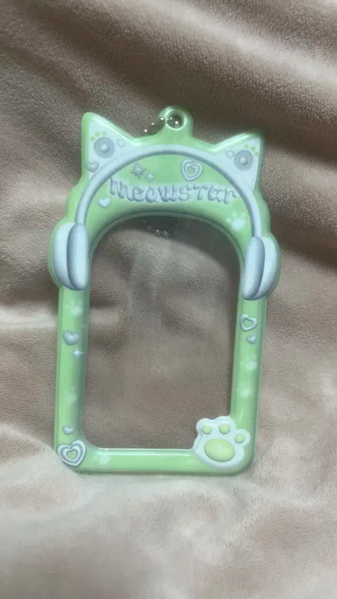 Selling idol photo card holder.