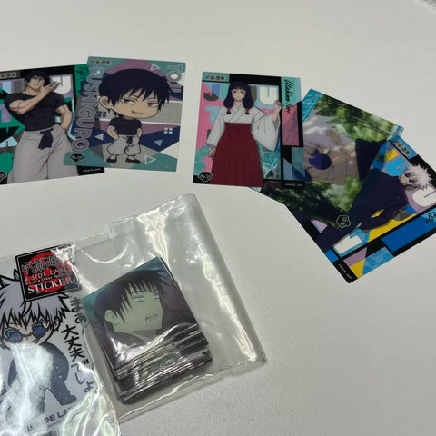 Selling Jujutsu Kaisen goods, stickers, and cards as a set.