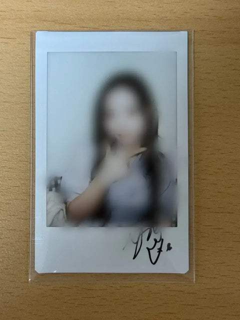 TripleS VV Visionary Vision Kim Yuyeon Signed Polaroid Ssapol