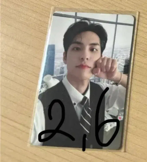 Selling Day6 Wonpil photocard.