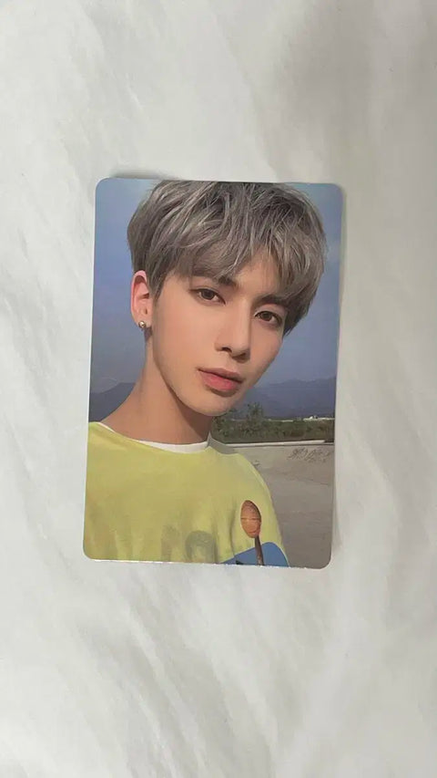 TXT Taehyun photocard