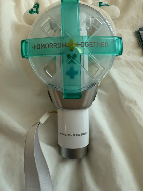TXT Tomorrow X Together MOA Bong (Light Stick) Version 1 + Photocard + MOA Bong Cover, urgent sale.