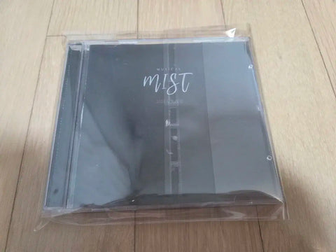 Selling a 2020 live recording of the musical "Mist".
