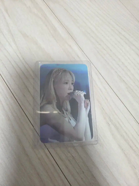 Taeyeon photocard