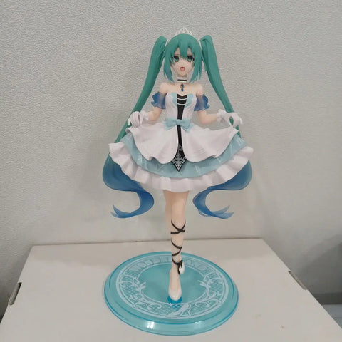 Vocaloid Hatsune Miku Taito Wonderland Cinderella Figure
