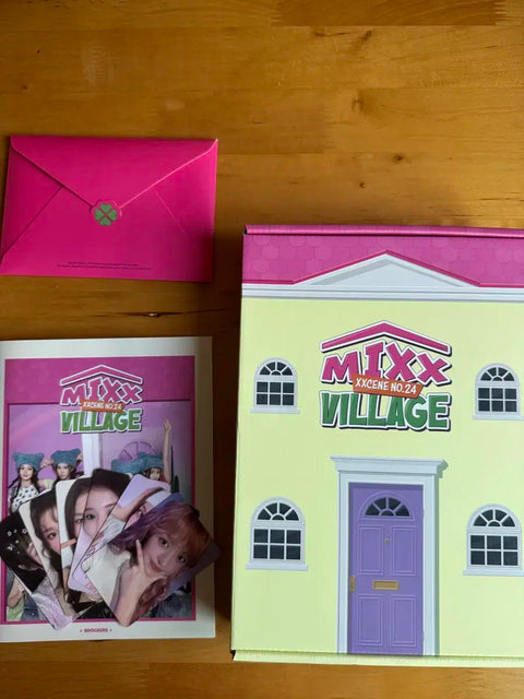 NMIXX Season's Greetings