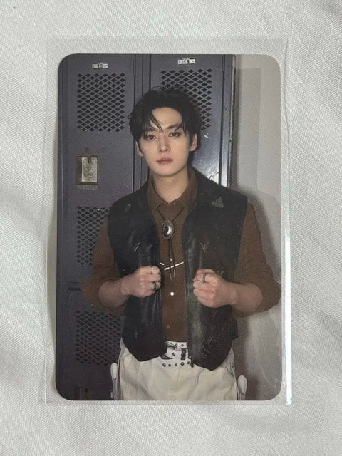Stray Kids Skiz Gagwanz photocard set Lee Know Seungmin