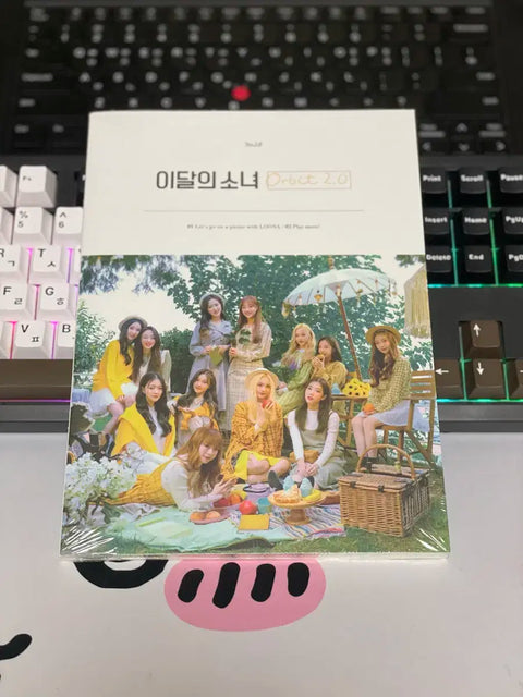 LOONA Orbit 2.0 Kit Photobook/Message Card