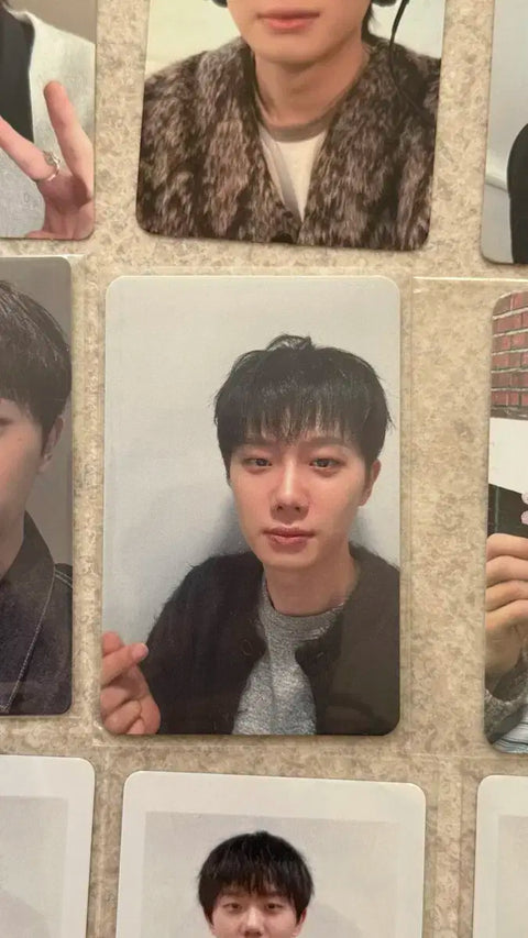 Ha Hyun-sang photocard set