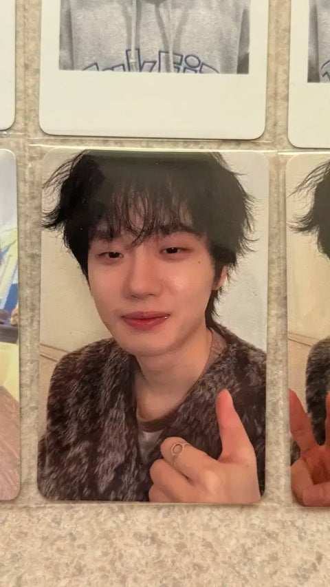 Ha Hyunsang photo card set