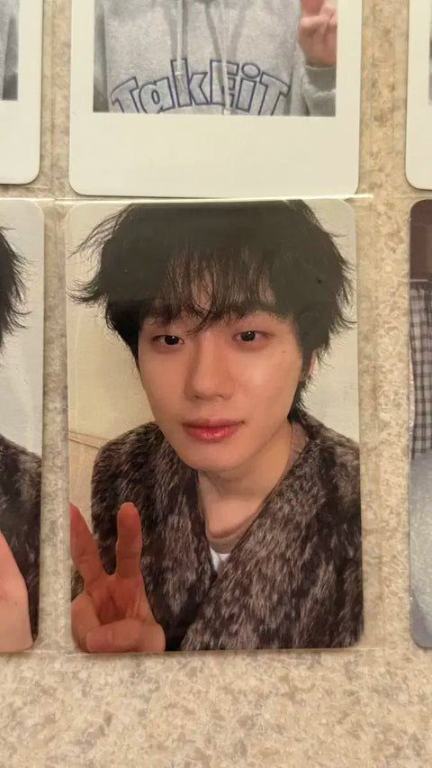 Ha Hyunsang photo card set