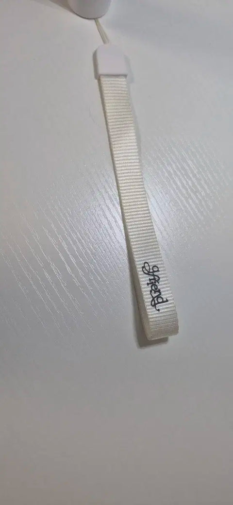 GFriend Light Stick Ver. 3 (Sibong) for sale.