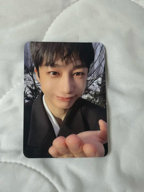 MONSTA X Hand Kiss Broadcast Photocard _ Hyungwon