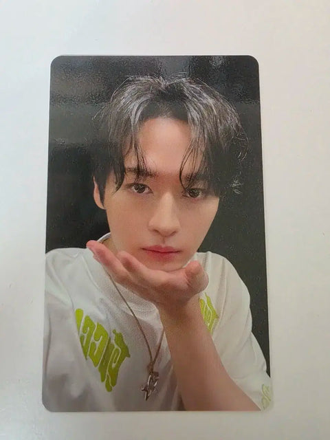 Stray Kids HMV B version unreleased photocard transfer Lee Know