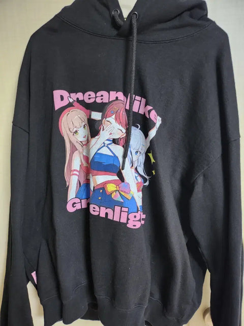 Selling an Isegye Idol pop-up store black hoodie.