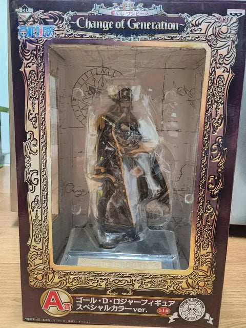 One Piece Gold Roger Figure