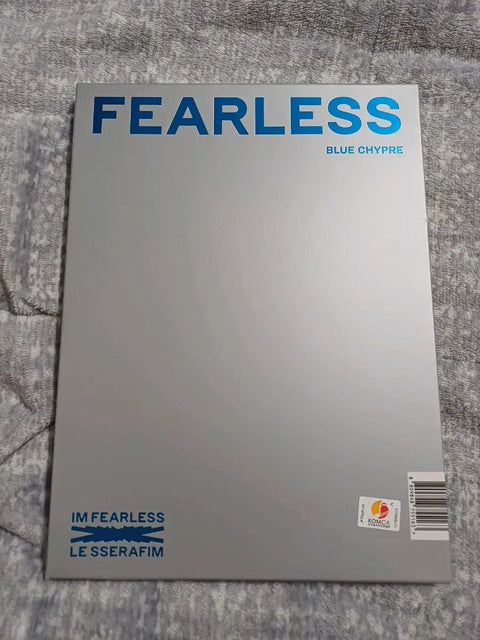 LE SSERAFIM FEARLESS album