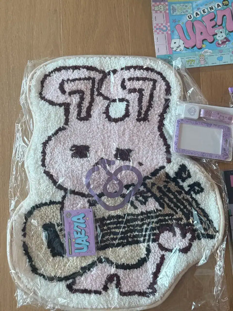 Unopened!! IU Uaena Fan Club 7th Gen Goods