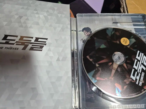 The Thieves Full Slip Limited Edition