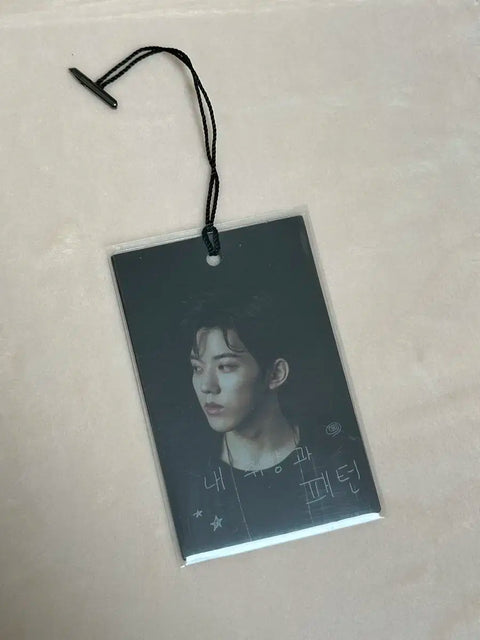 Selling Dowoon entropy photocard. Dowoon photocard, Day6, Denimals, Yoon Dowoon