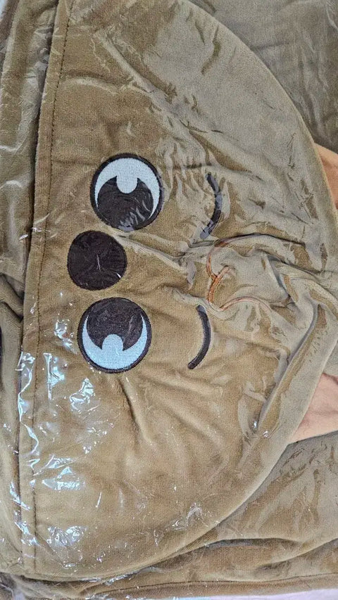 Selling Stray Kids Han Quokka blanket, unopened.