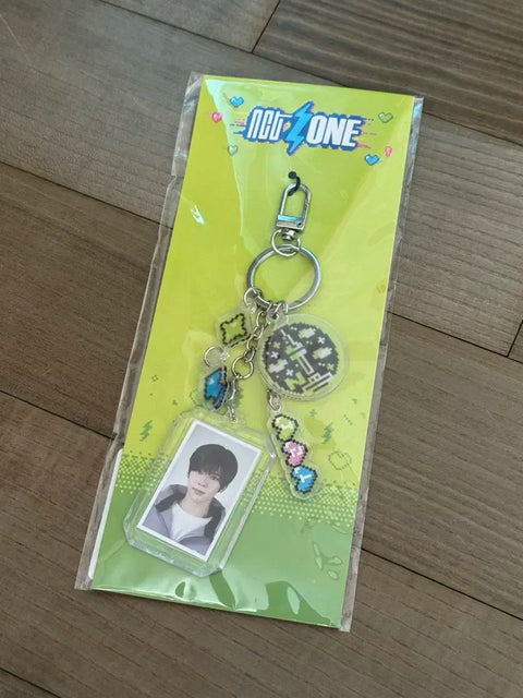 Unopened New) NCT Wish NCT Zone Sion ID Photo Keyring